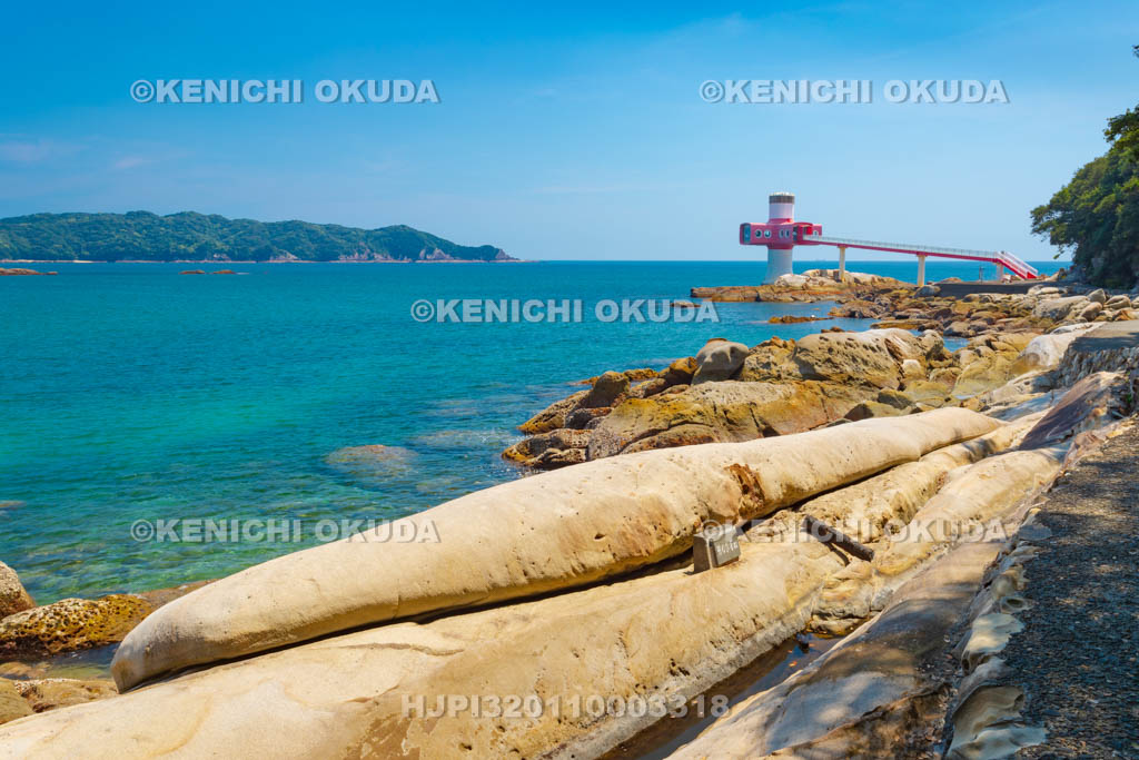 高知県　「鯨のひるね」と足摺海底館