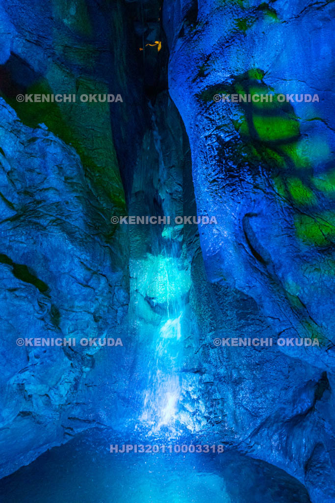 高知県　龍河洞　記念の滝