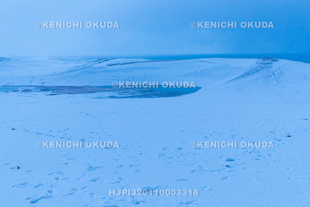 鳥取県 雪の鳥取砂丘