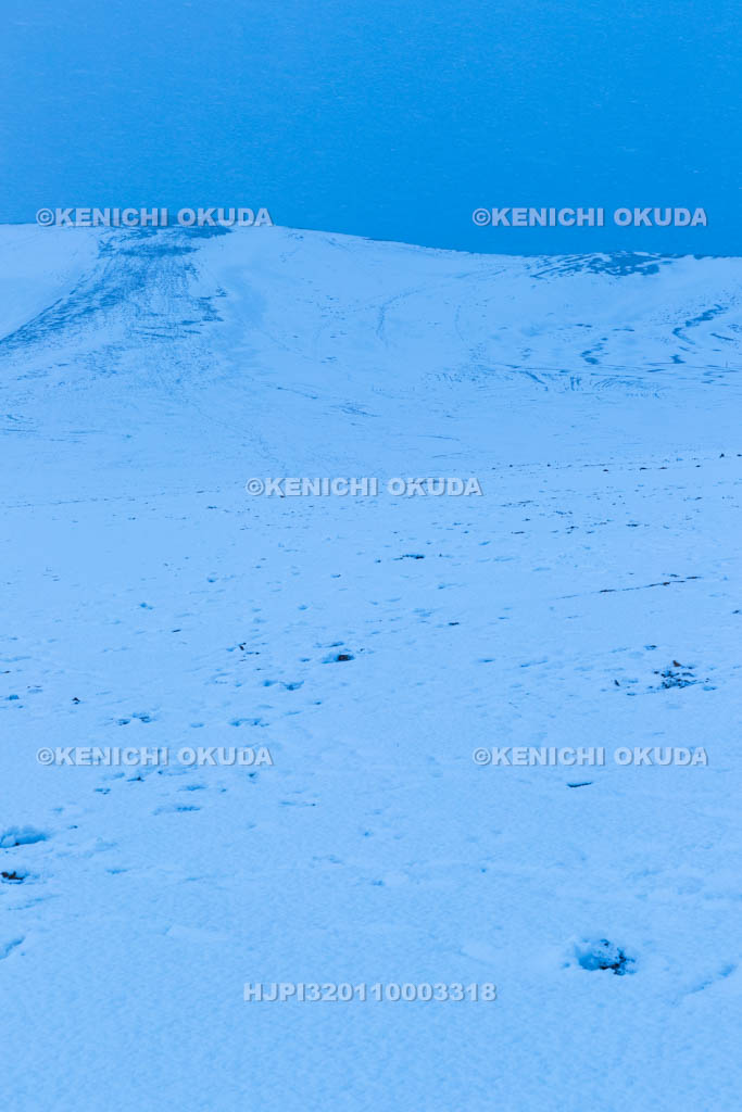 鳥取県 雪の鳥取砂丘