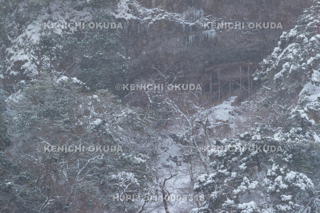 鳥取県　三佛寺　投入堂