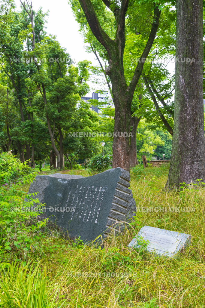 大阪府　靭公園　梶井基次郎文学碑