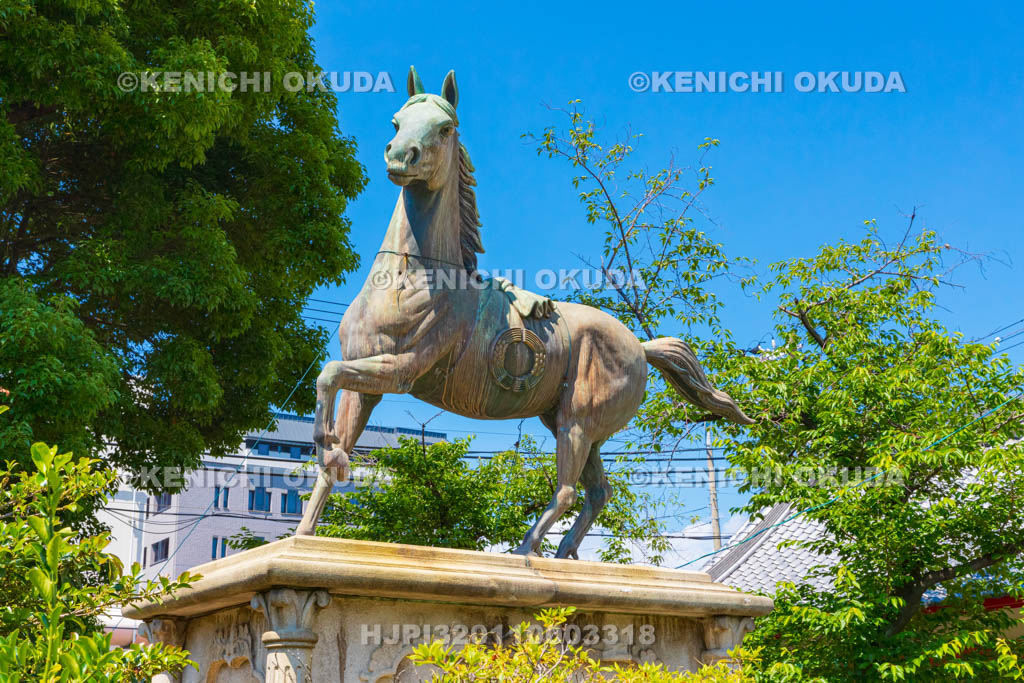大阪府　土佐稲荷神社　青銅神馬