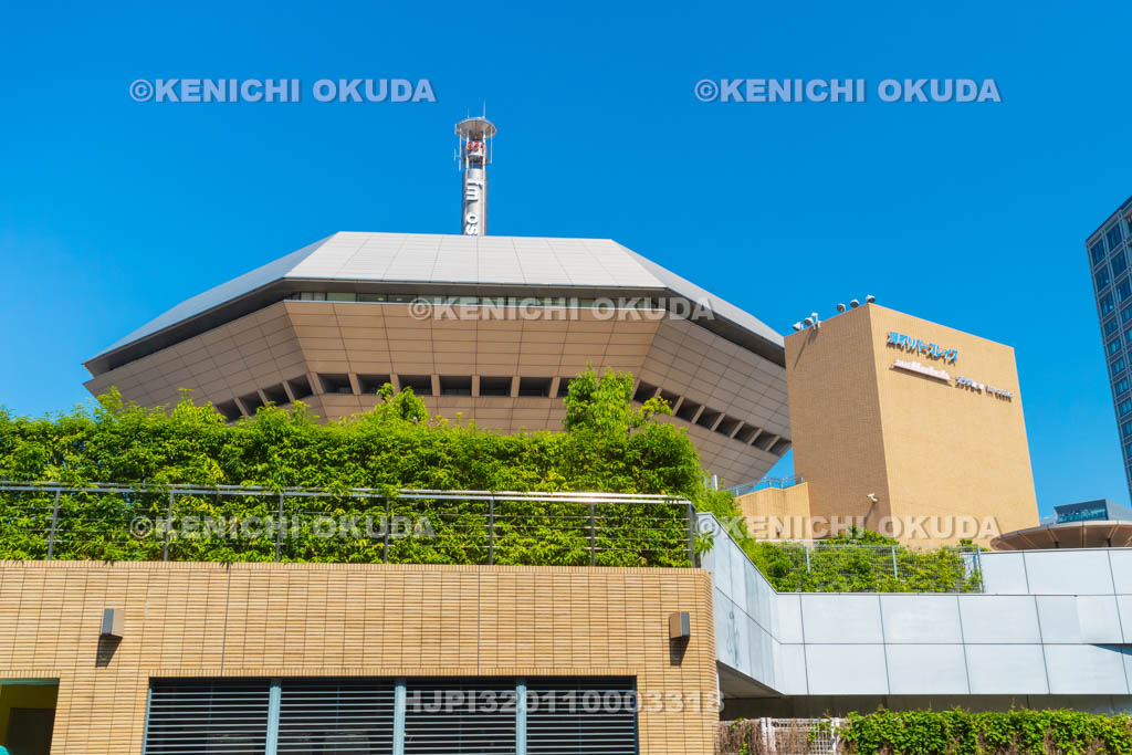 大阪府　湊町リバープレイス