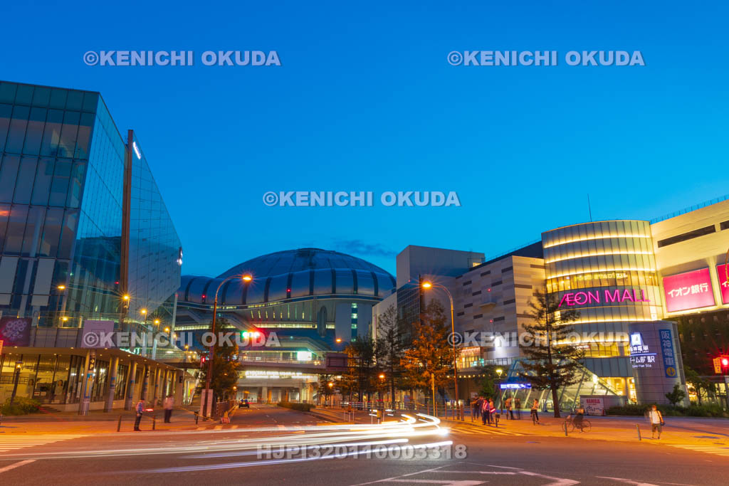 大阪府　大阪ドーム前交差点付近