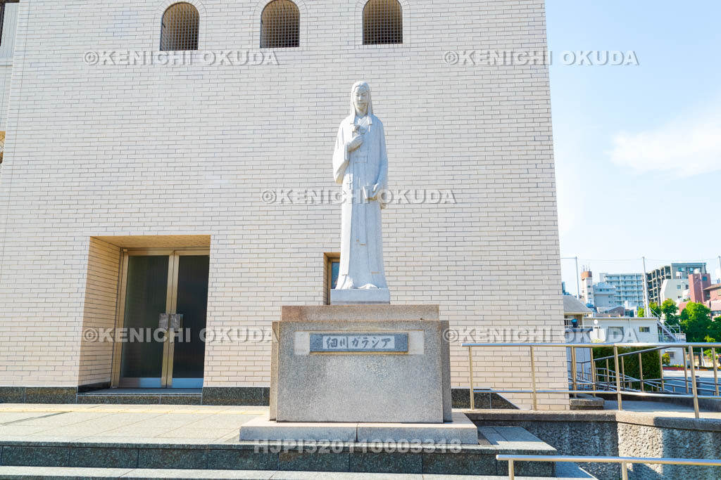 大阪府　大阪カテドラル聖マリア大聖堂　細川ガラシャの像