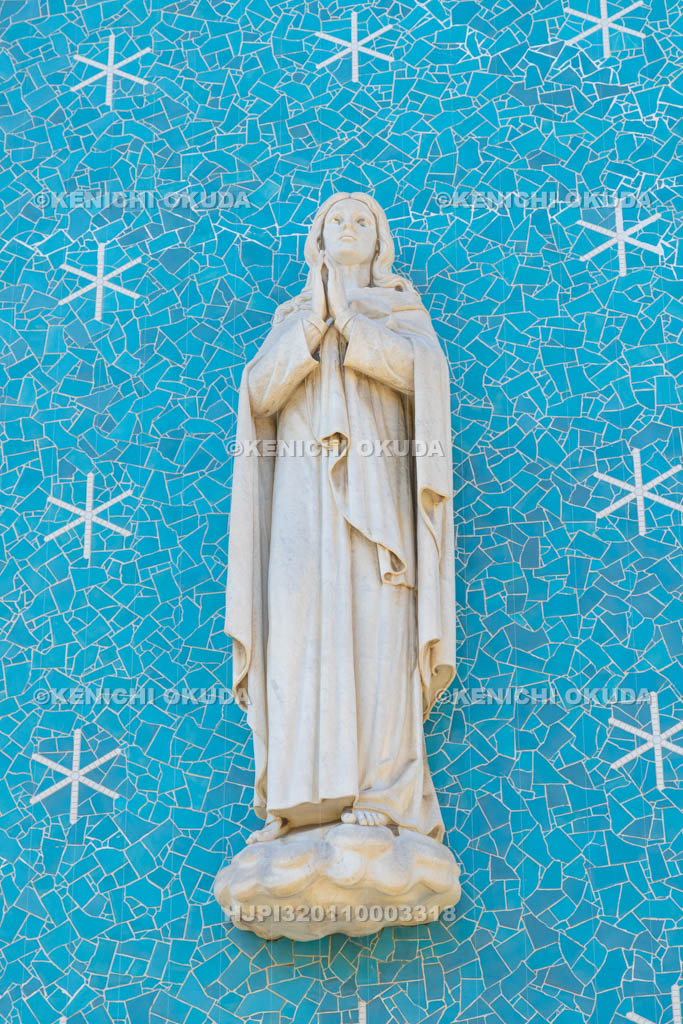 大阪府　大阪カテドラル聖マリア大聖堂　聖母マリア像