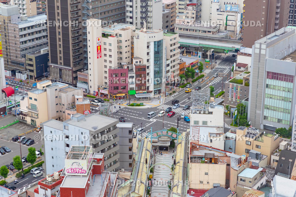 大阪府　通天閣展望台から望む恵美須交差点