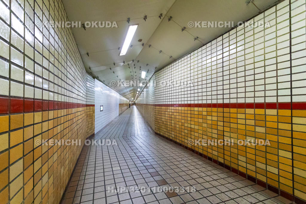 大阪府　安治川隧道（トンネル）