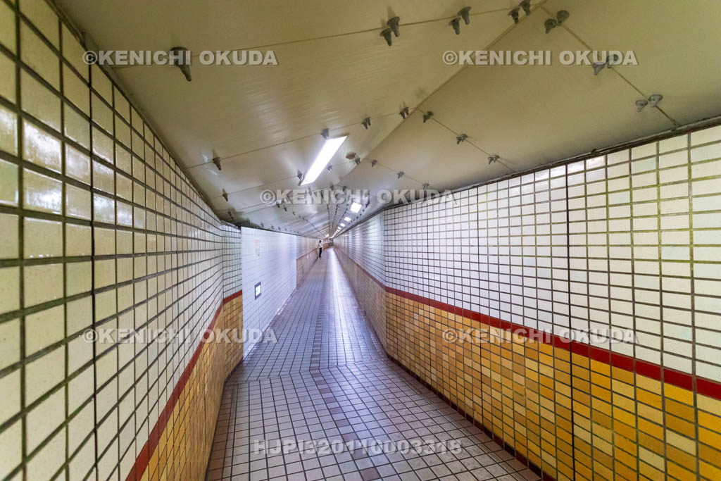 大阪府　安治川隧道（トンネル）