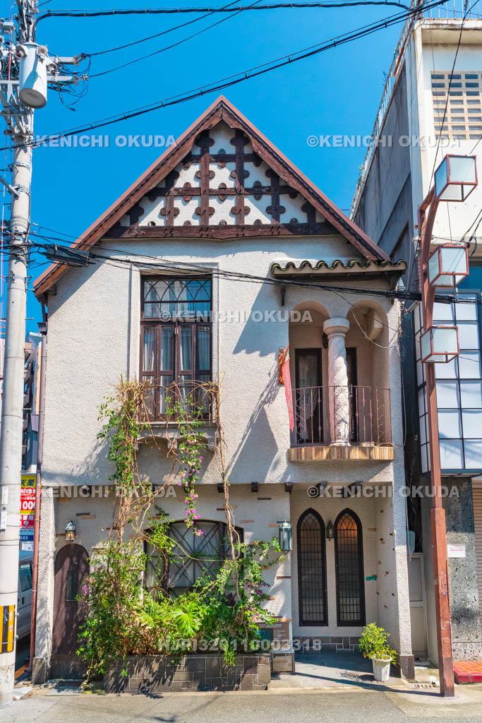 大阪府　新世界　ギャラリー再会