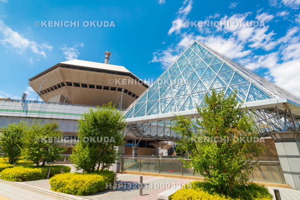 大阪府　湊町リバープレイス