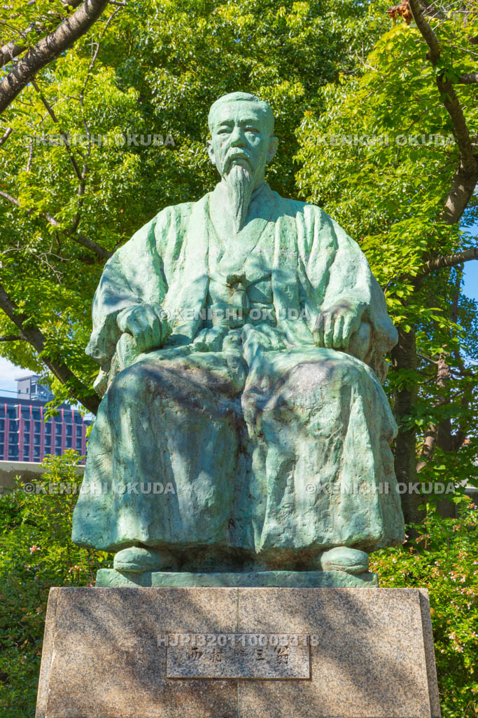 大阪府　天保山公園　西村捨三翁像