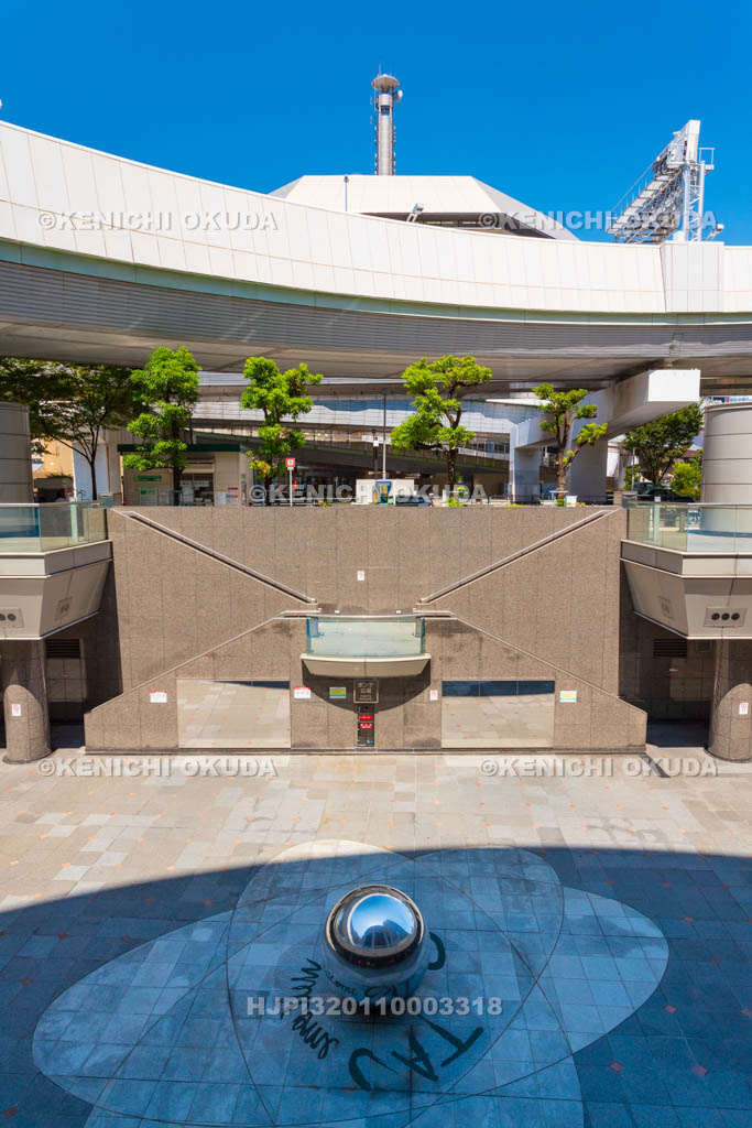 大阪府　OCATポンテ広場と湊町リバープレイス