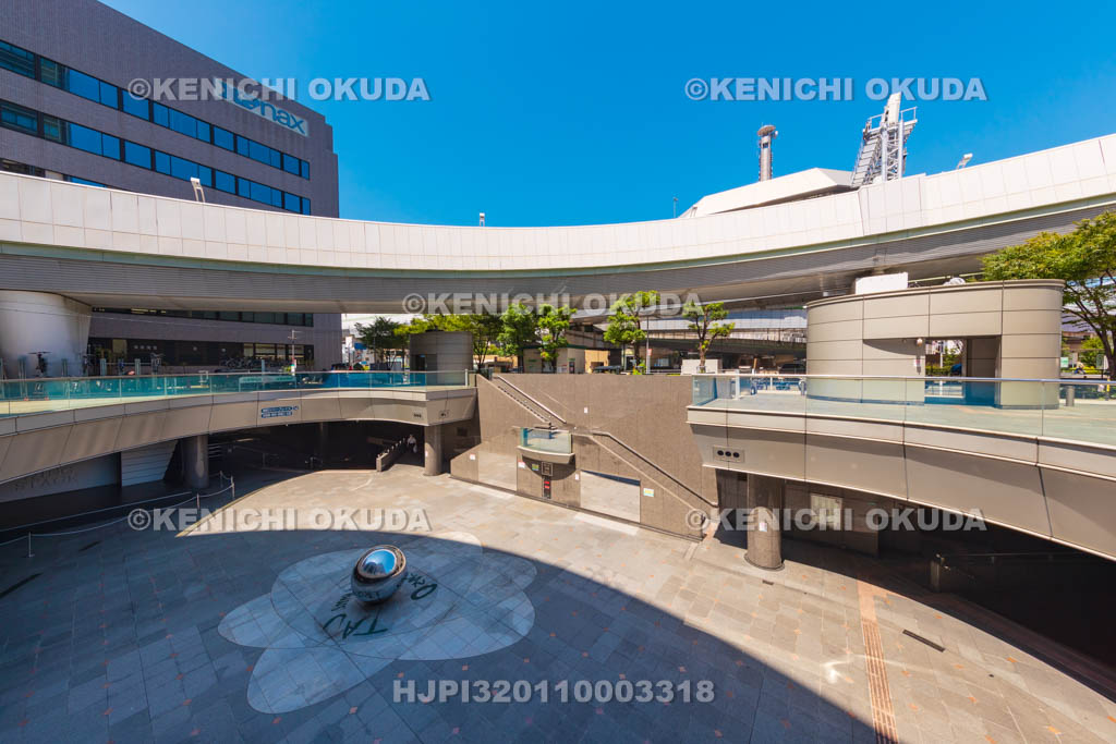 大阪府　OCATポンテ広場と湊町リバープレイス