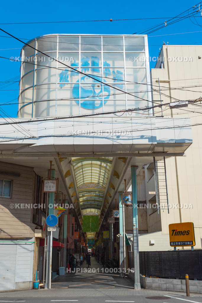 大阪府　萩之茶屋本通商店街　西側