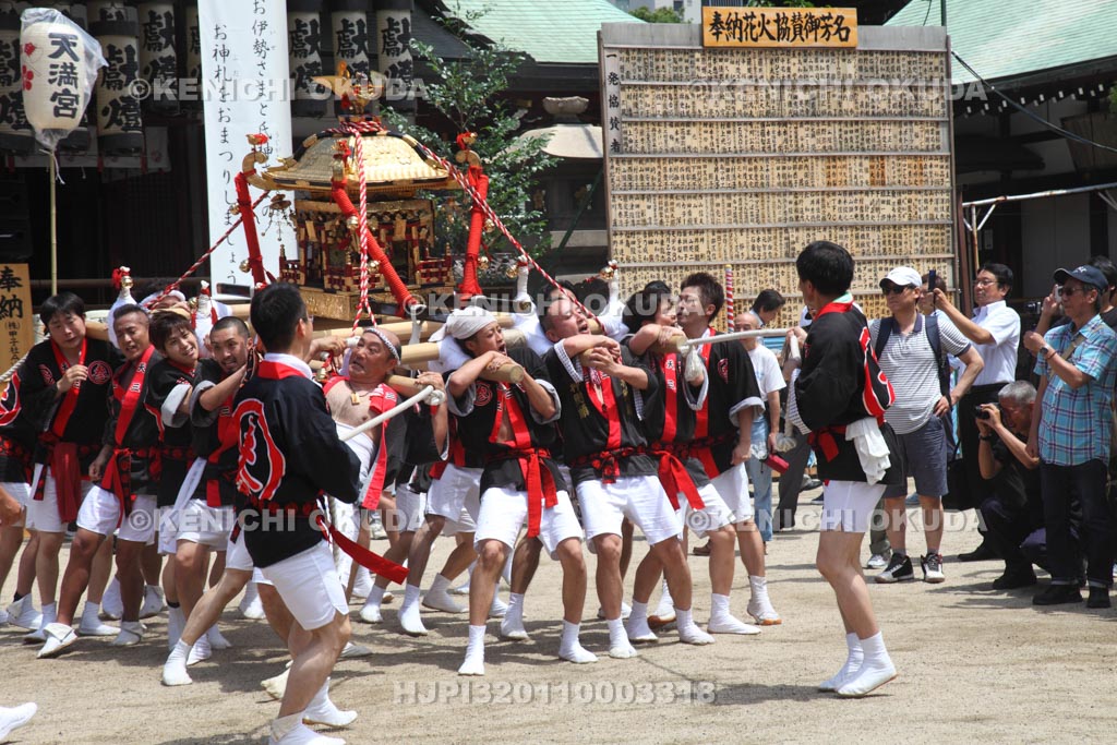 大阪府 天神祭 神輿
