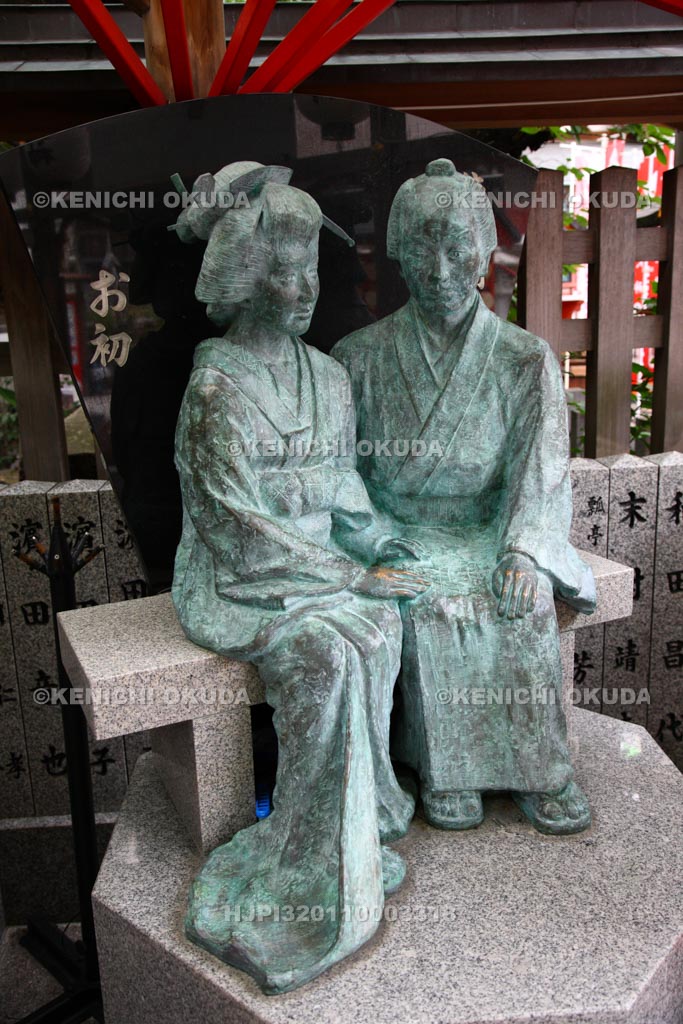 大阪府　お初天神　お初と徳兵衛の像