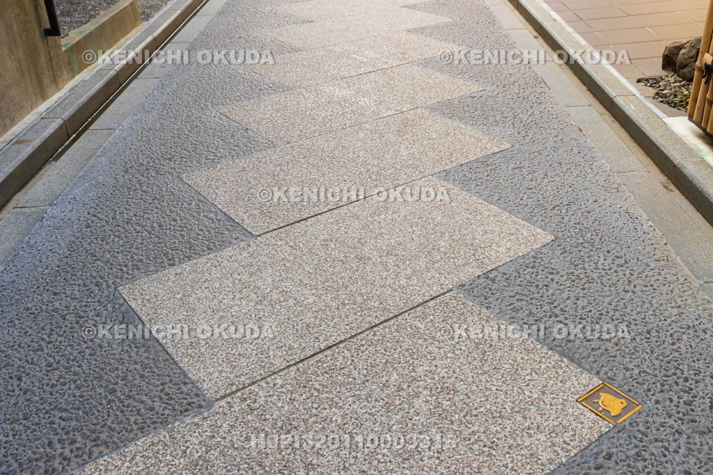 京都府　先斗町の石畳