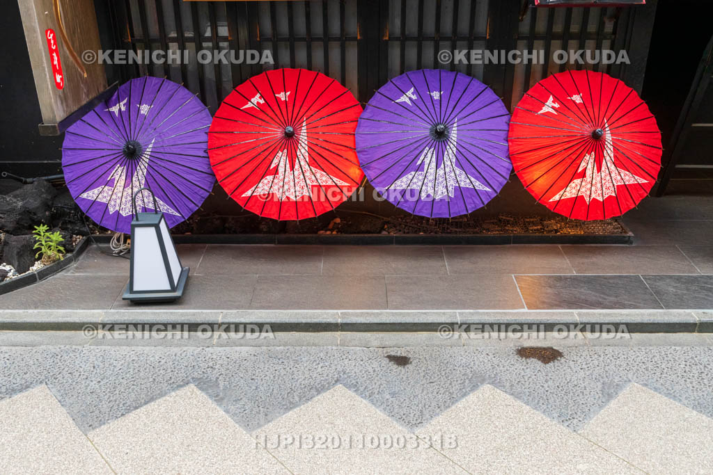 京都府　先斗町の番傘