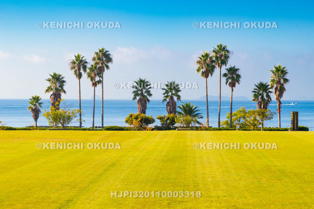 広島県 上蒲刈島 「県民の浜」のグランド