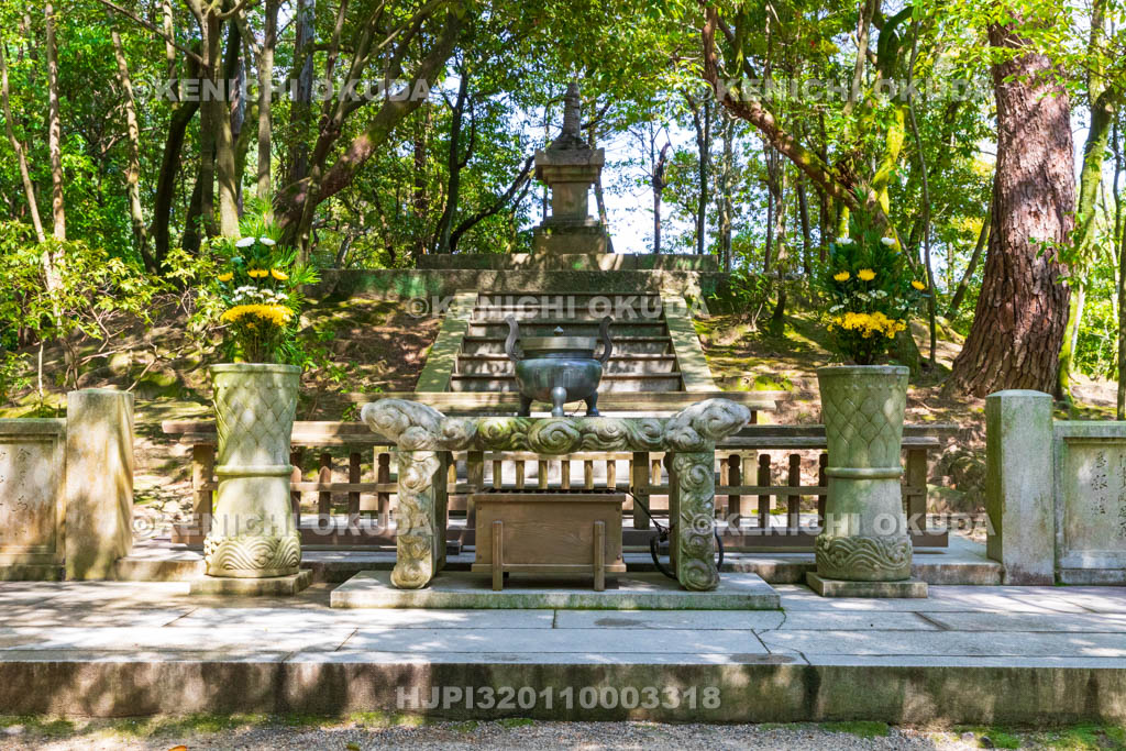 奈良県　唐招提寺　鑑真和上御廟