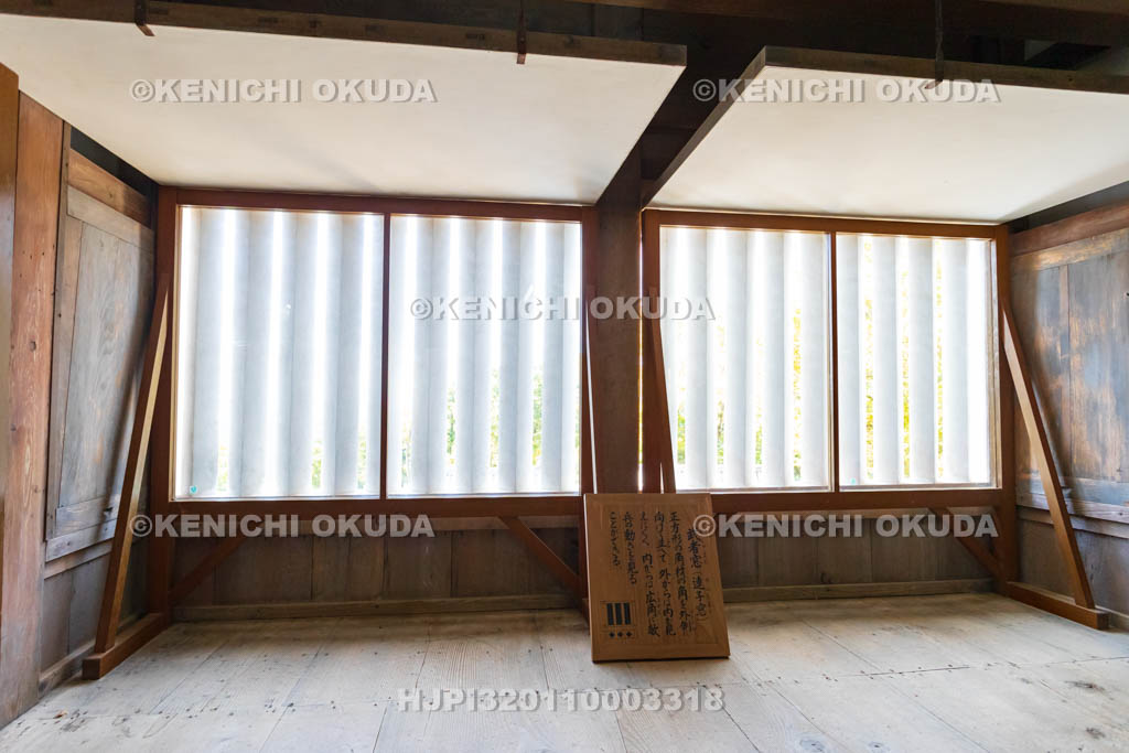 岡山県　備中松山城　天守　武者窓（連子窓）