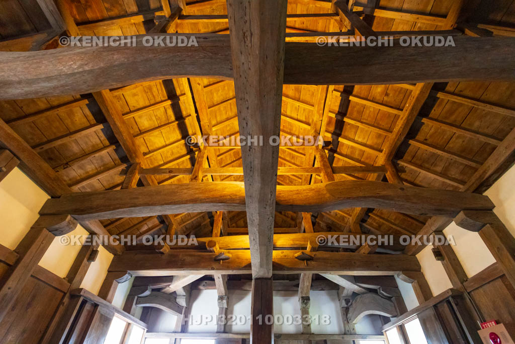 岡山県　備中松山城　天守　2階部分の梁