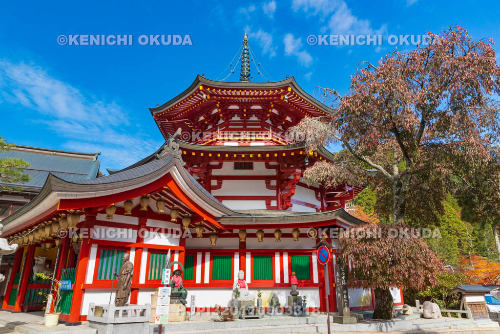 和歌山県　高野山　成福院　摩尼宝塔（ビルマ戦没者供養塔）