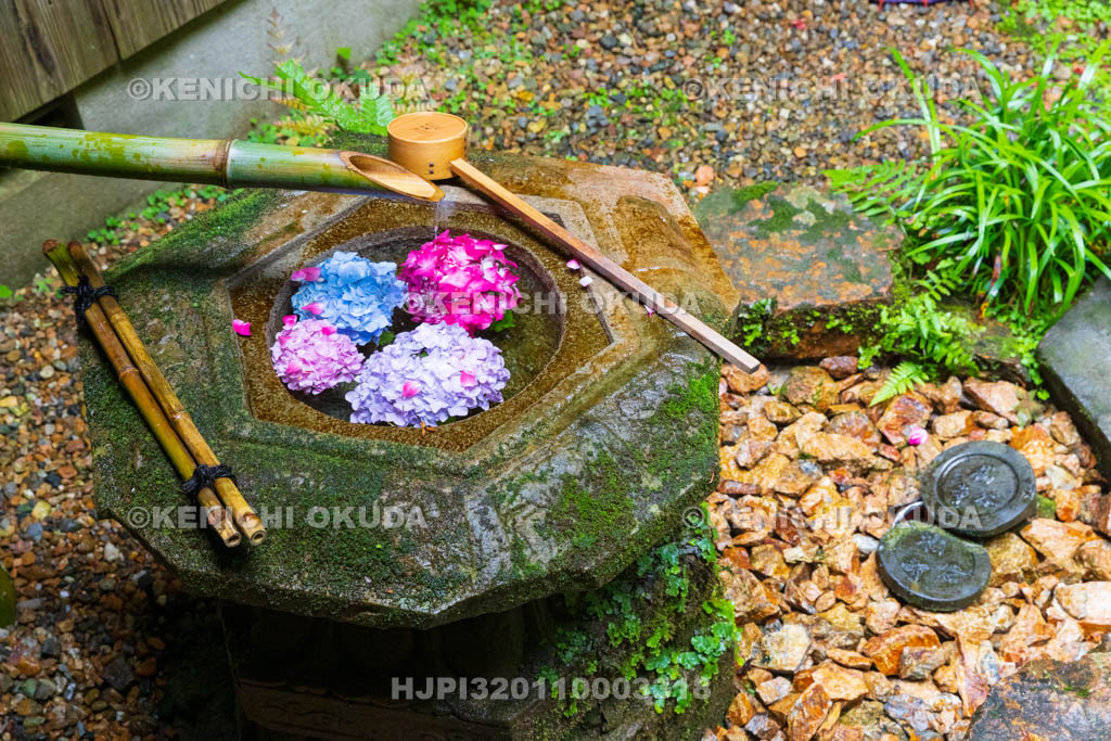 京都府　柳谷観音楊谷寺　琴手水