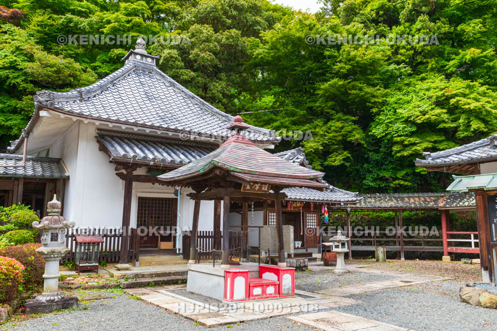 京都府　柳谷観音楊谷寺　護摩堂（左）　地蔵堂（右）