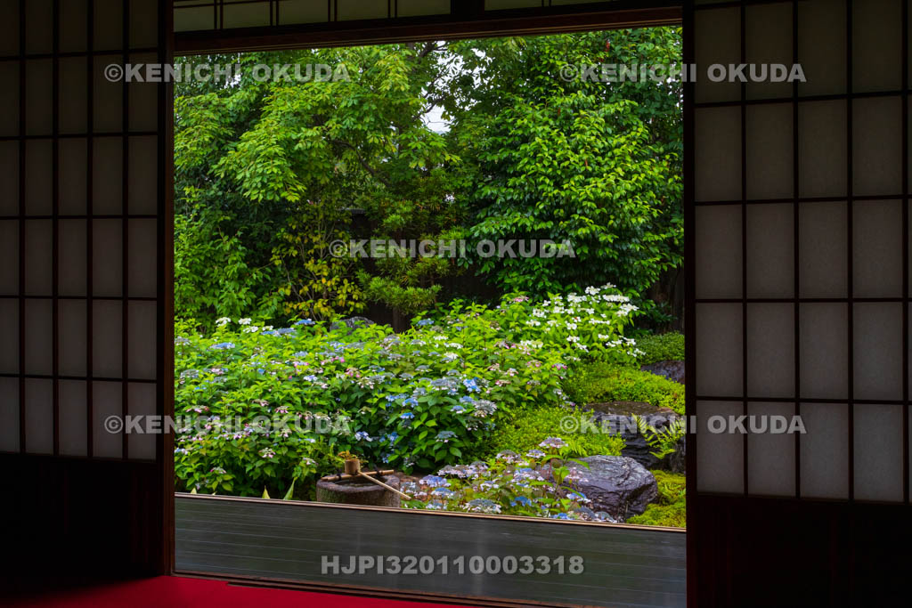京都府　建仁寺塔頭　霊源院　甘露庭