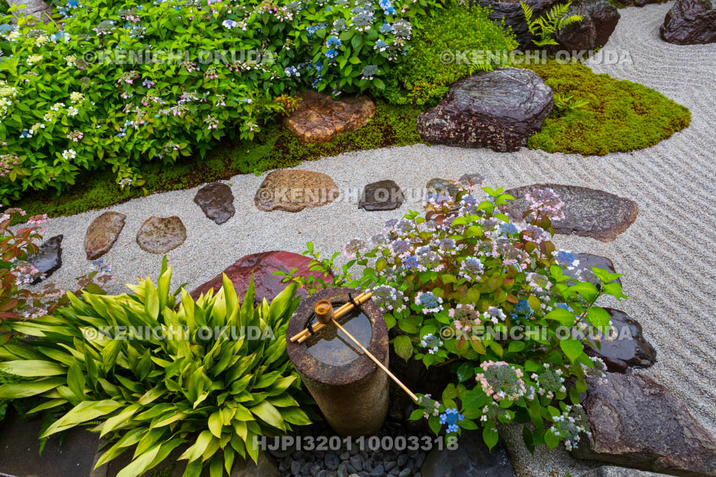 京都府　建仁寺塔頭　霊源院　甘露庭