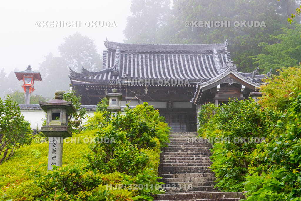 京都府　善峯寺　霧の薬師堂