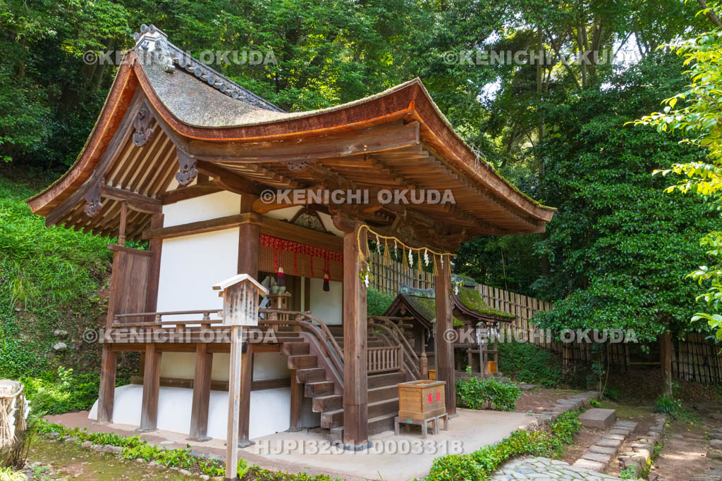 京都府　宇治上神社　摂社　春日社（国の重要文化財）