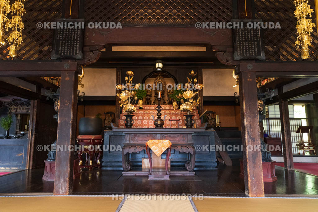 京都府　宇治市　興聖寺　本堂（法堂）　御本尊御前