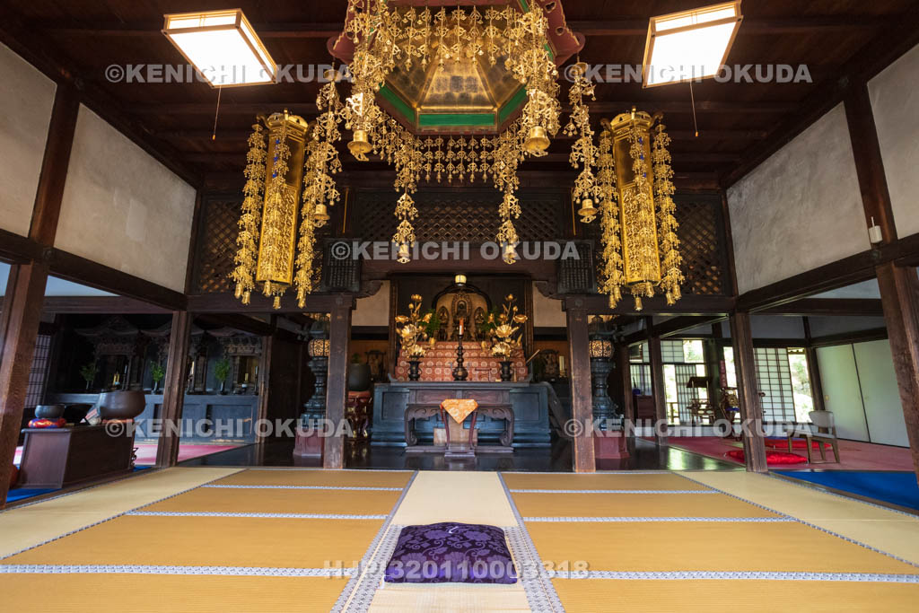 京都府　宇治市　興聖寺　本堂（法堂）　御本尊御前