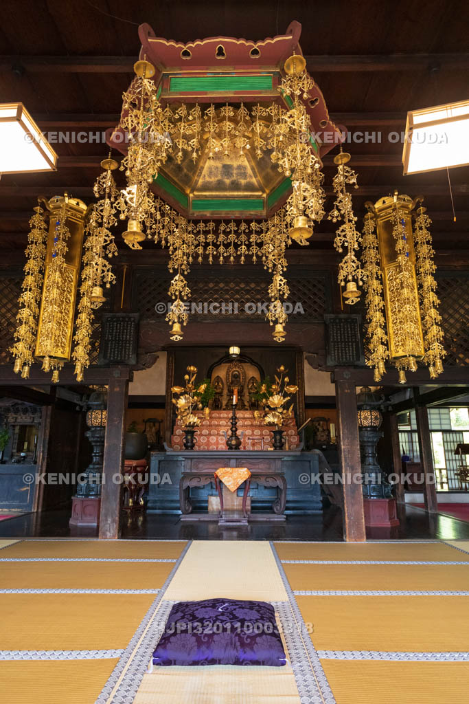 京都府　宇治市　興聖寺　本堂（法堂）　御本尊御前