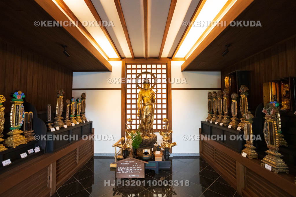 京都府　宇治市　興聖寺　宝物殿　聖観音菩薩（手習観音）立像