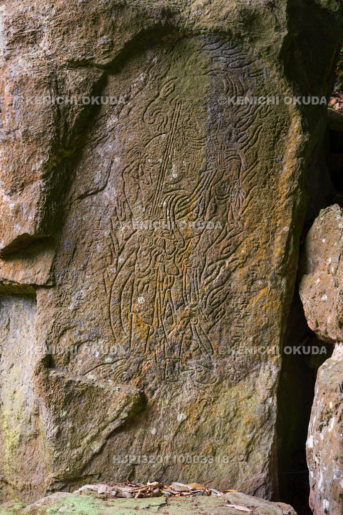 京都府　当尾の里　森八幡宮　線刻不動明王