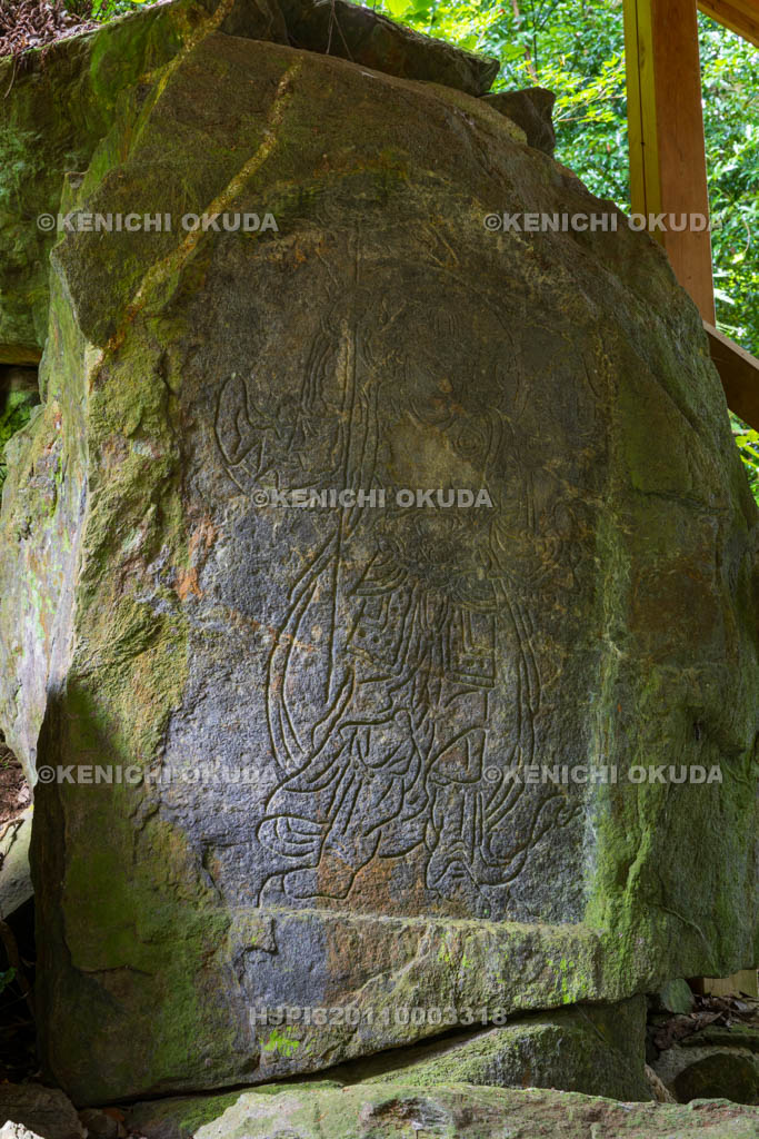 京都府　当尾の里　森八幡宮　線刻毘沙門天