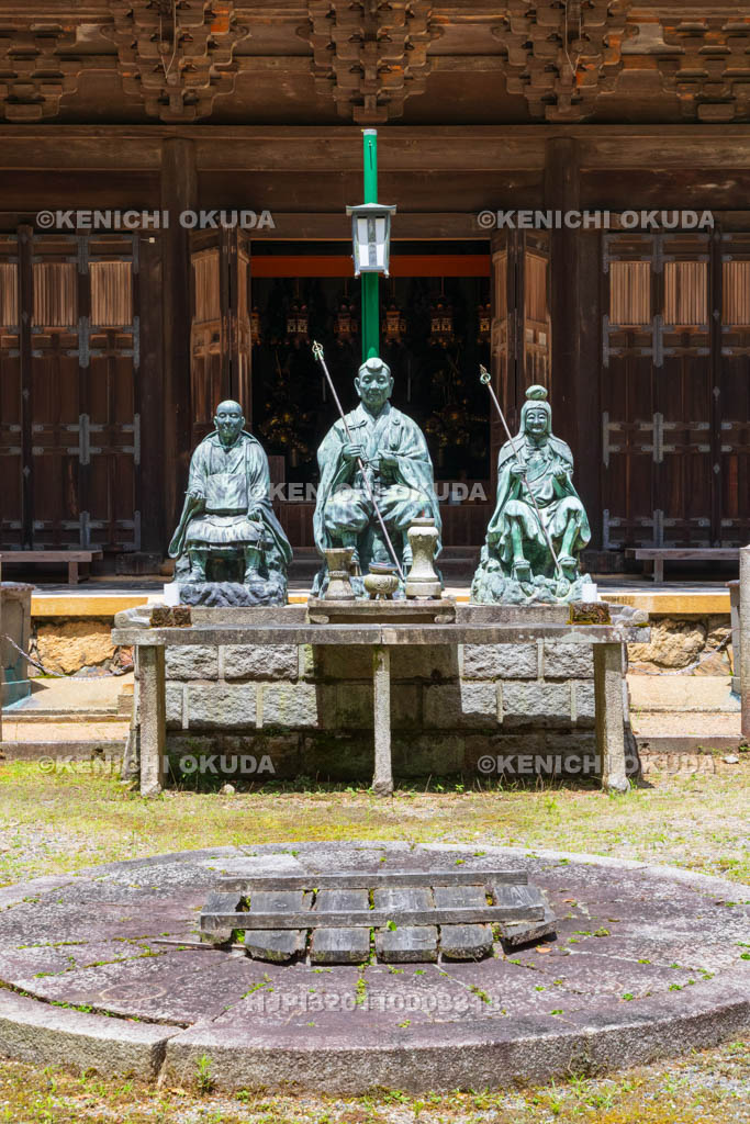 京都府　醍醐寺　上醍醐　五大堂