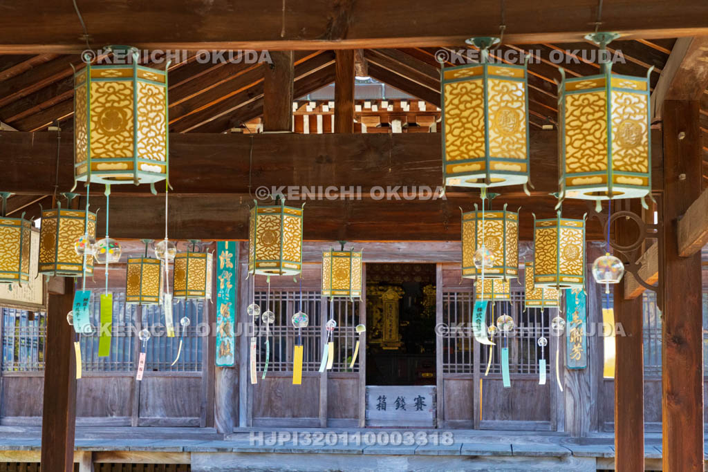 京都府 萬福寺 聯燈堂と風鈴