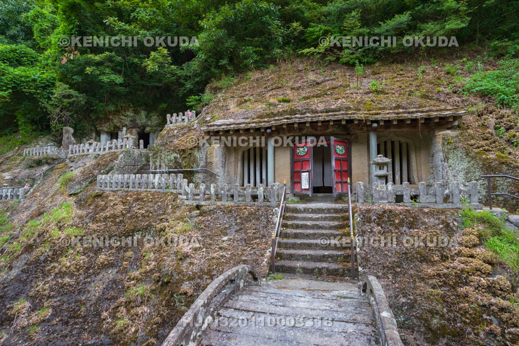 島根県　石見銀山　羅漢寺　五百羅漢