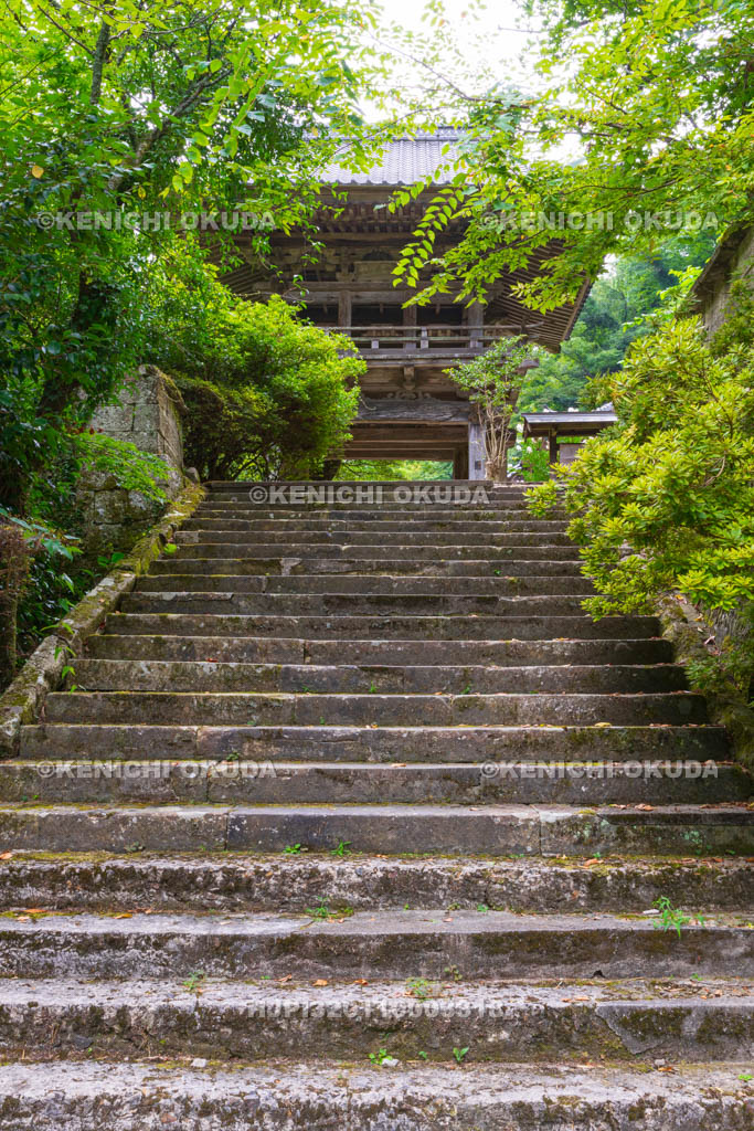 島根県 石見銀山 大森銀山地区 勝源寺 四脚門(市指定有形文化財)
