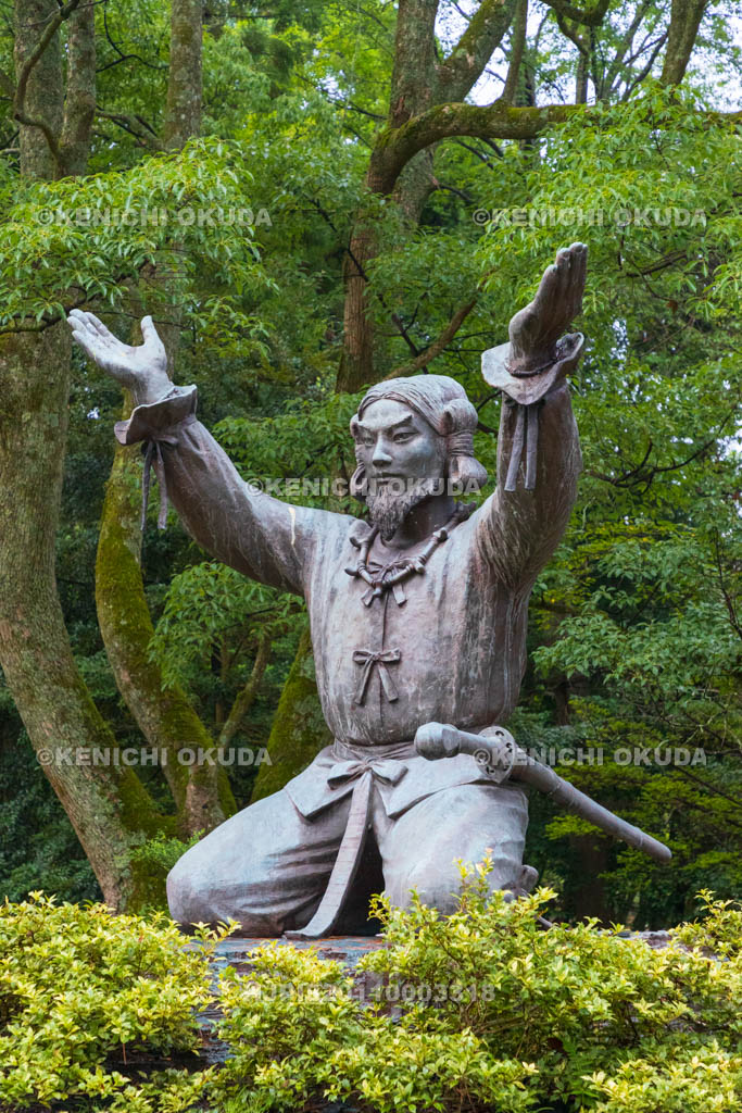 島根県 出雲大社 ムスビの御神像