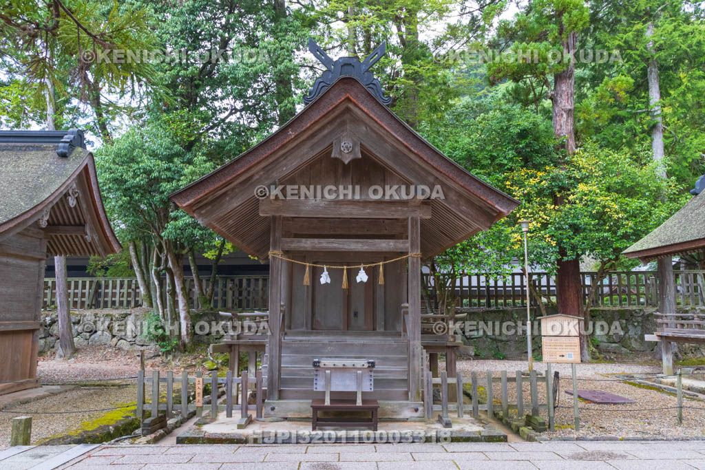 島根県　出雲大社摂社　氏社（南）　宮向宿彌命