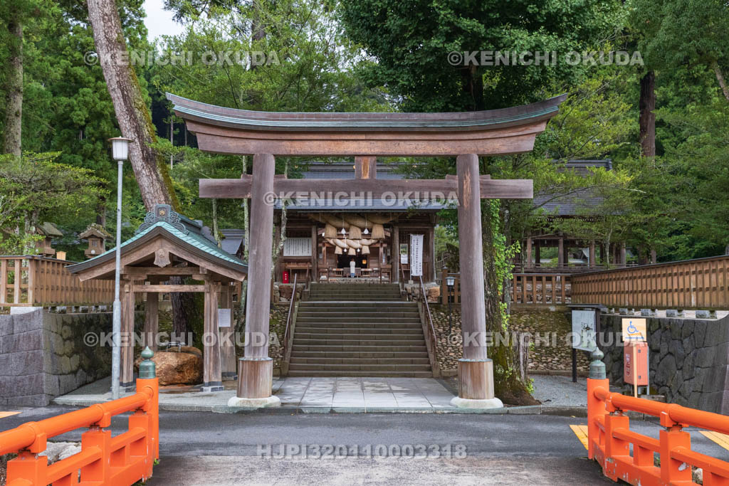 島根県　熊野大社　参道