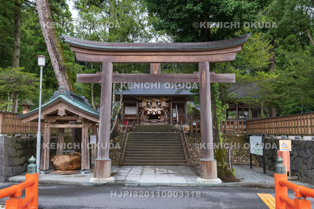 島根県　熊野大社　参道