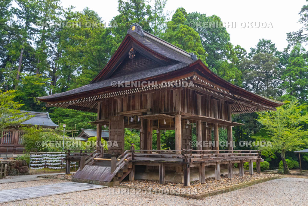 島根県　熊野大社　舞殿